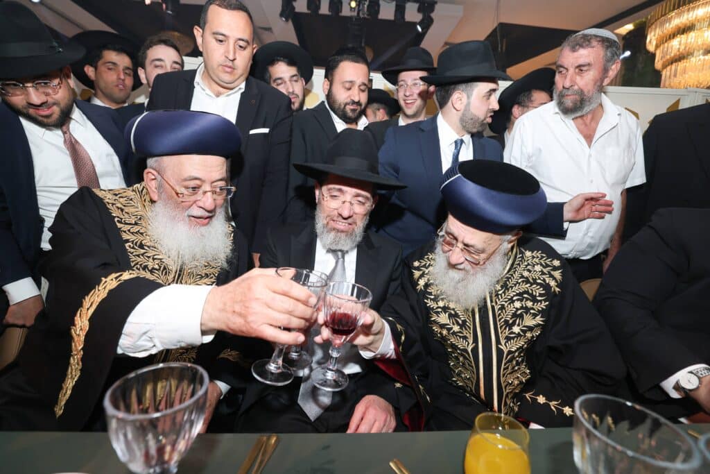 גלריית ענק: שמחת החתונה לנכדתם של הראשונים לציון