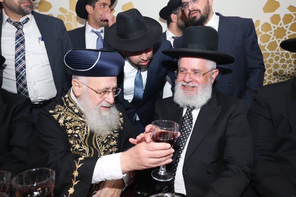 גלריית ענק: שמחת החתונה לנכדתם של הראשונים לציון