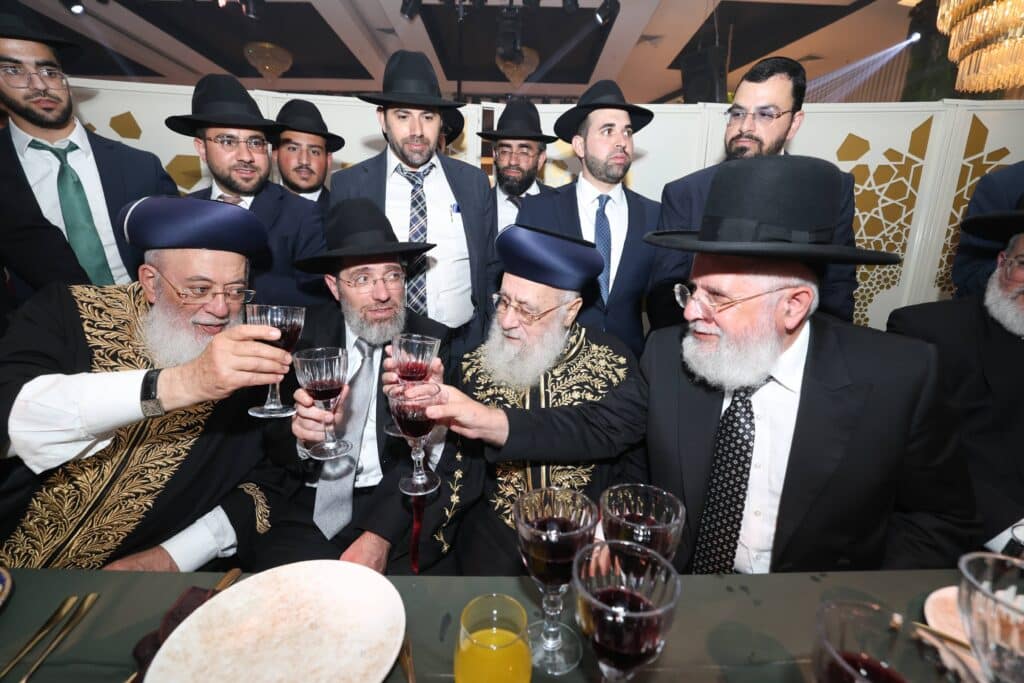 גלריית ענק: שמחת החתונה לנכדתם של הראשונים לציון