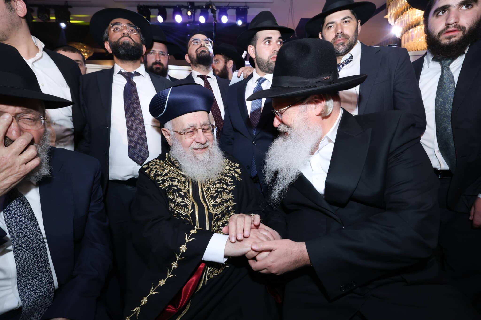 גלריית ענק: שמחת החתונה לנכדתם של הראשונים לציון
