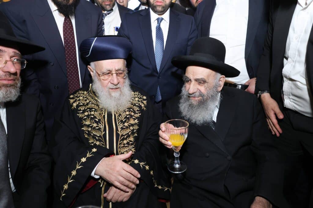 גלריית ענק: שמחת החתונה לנכדתם של הראשונים לציון