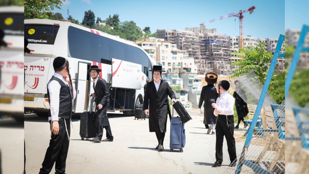 שבת 'זכרו' בעיה"ק צפת של חברי קהל 'יטב לב' דסאטמאר