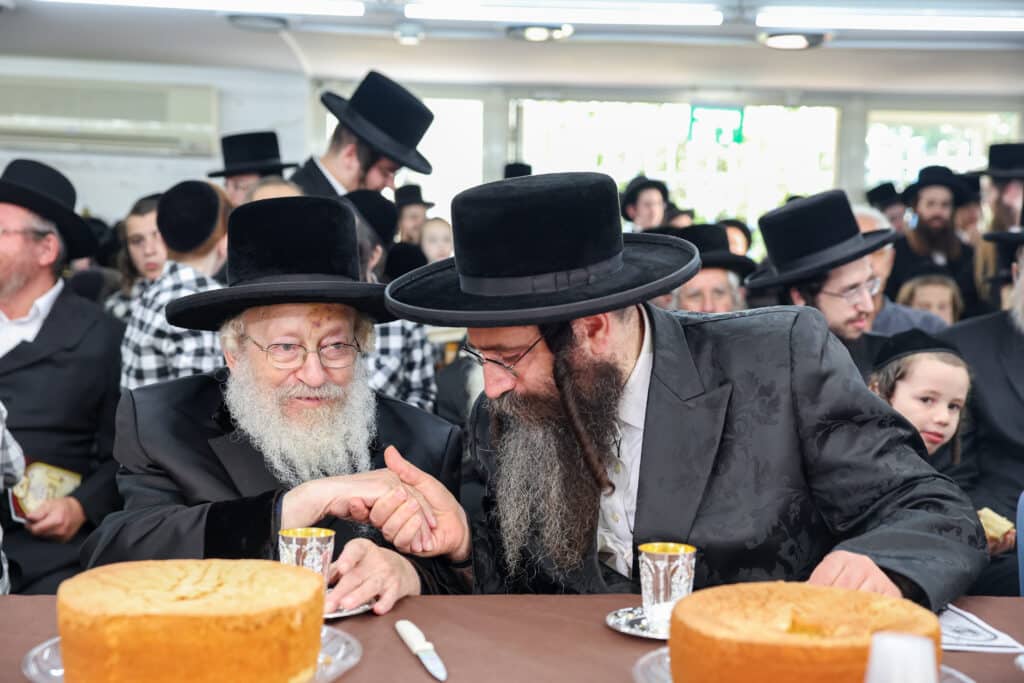 גלריה: מעמד החומש סעודה לילדי תלמוד תורה 'דרכי אבות'
