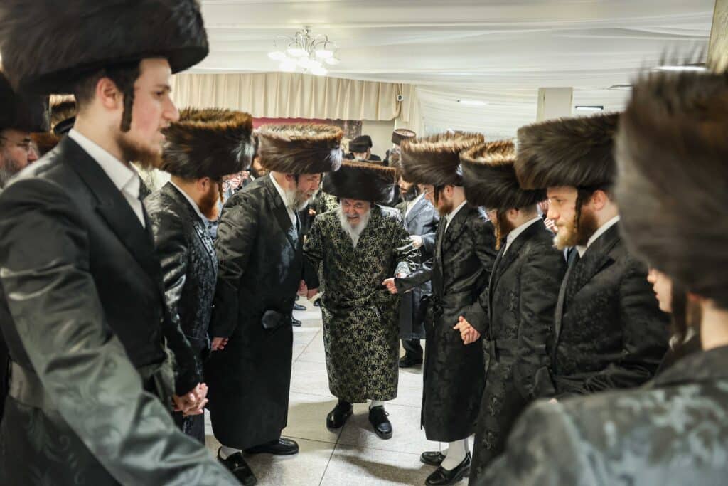 שבע ברכות יוקרתי של מכון 'אור פני משה' בויז'ניץ
