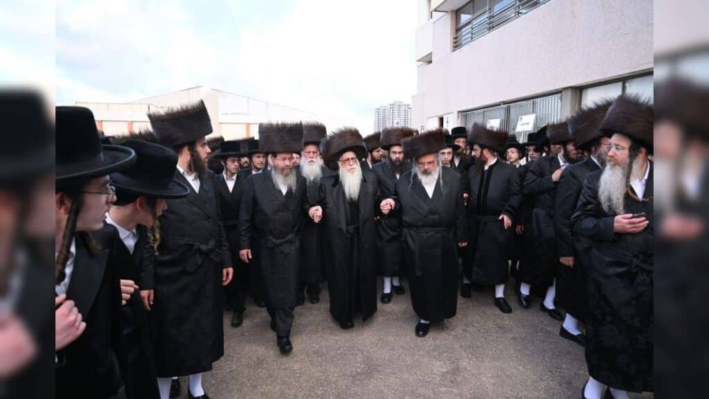 שמחת נישואי נכדת כ"ק מרן האדמו"ר מצאנז שליט"א