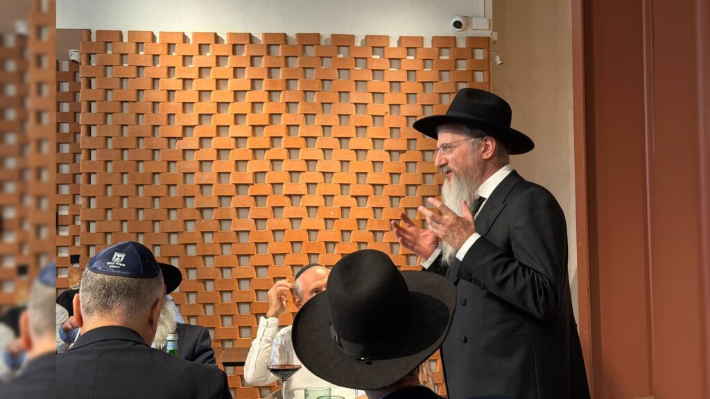 היסטוריה בפנמה: רבה של רוסיה במסע חיזוק וסיום הש"ס