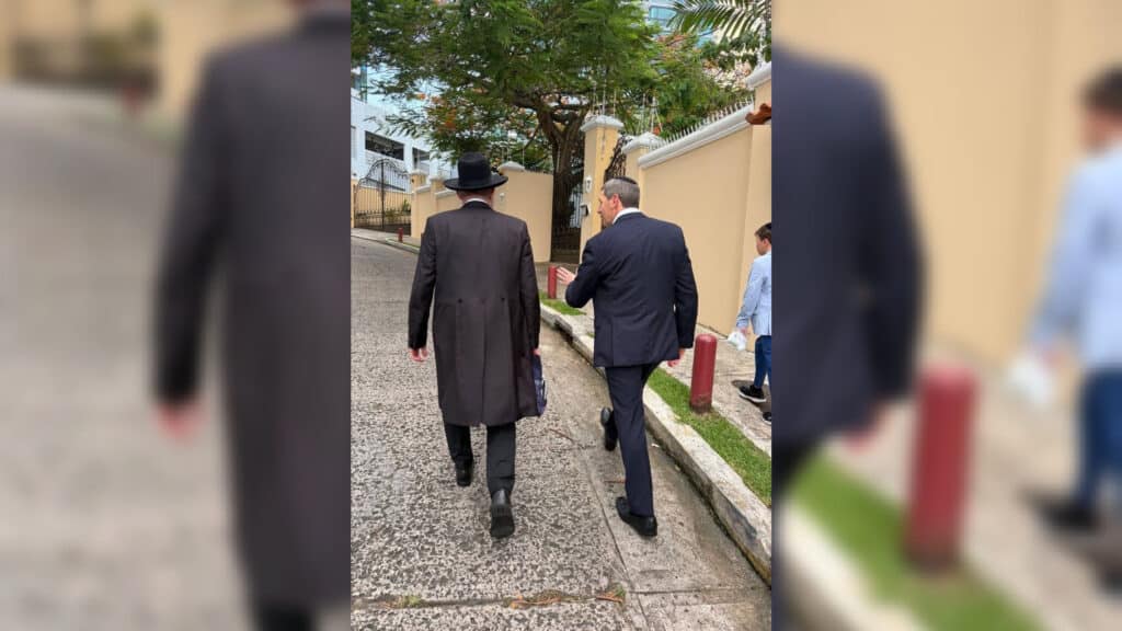 היסטוריה בפנמה: רבה של רוסיה במסע חיזוק וסיום הש"ס