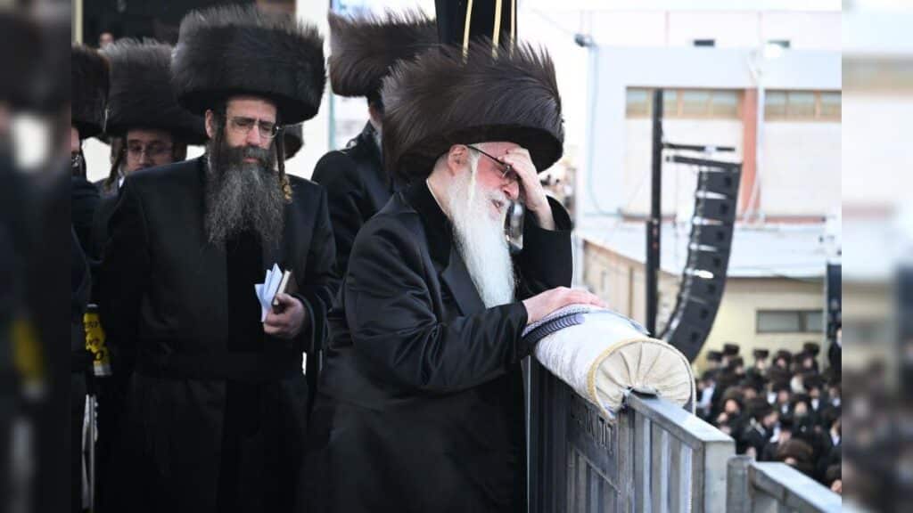 שמחת נישואי נכדת כ"ק מרן האדמו"ר מצאנז שליט"א