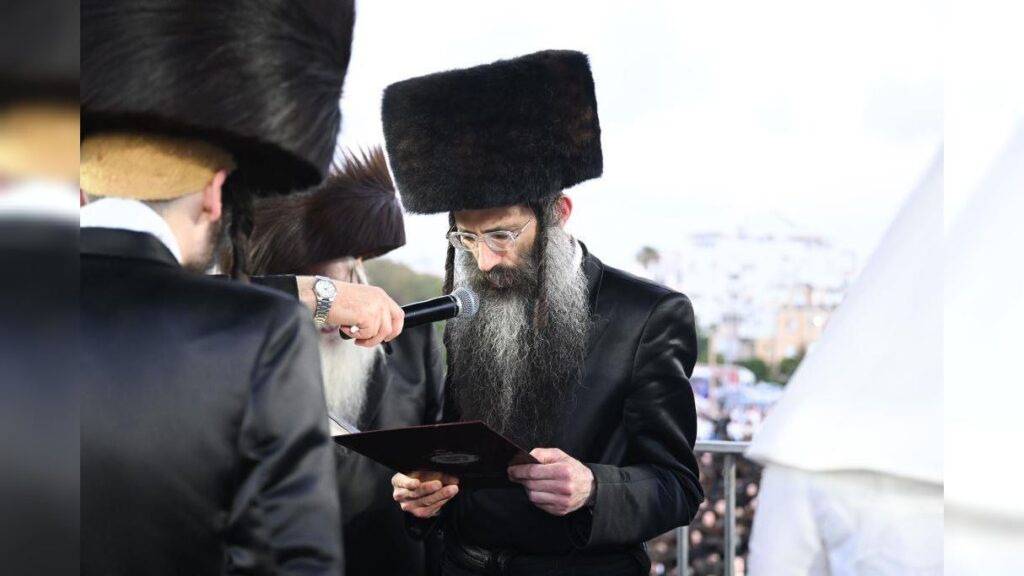 שמחת נישואי נכדת כ"ק מרן האדמו"ר מצאנז שליט"א