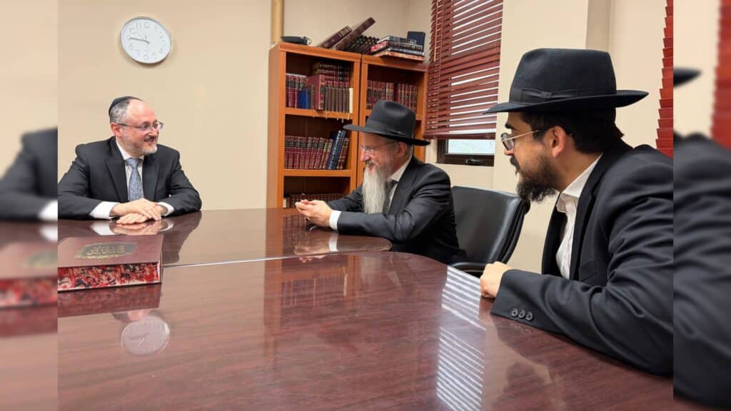 היסטוריה בפנמה: רבה של רוסיה במסע חיזוק וסיום הש"ס