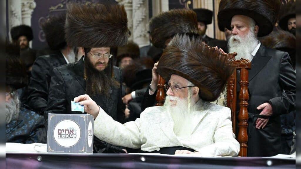 שמחת נישואי נכדת כ"ק מרן האדמו"ר מצאנז שליט"א