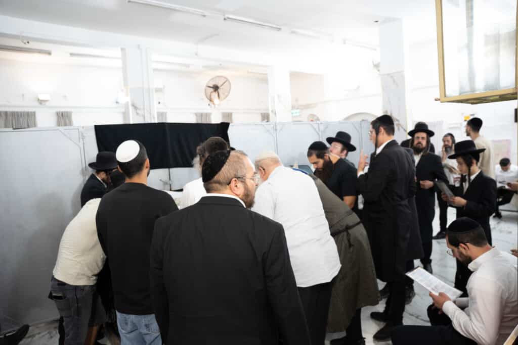 המונים בהילולת רבי ישמעאל כהן גדול