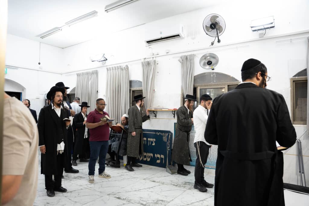 המונים בהילולת רבי ישמעאל כהן גדול