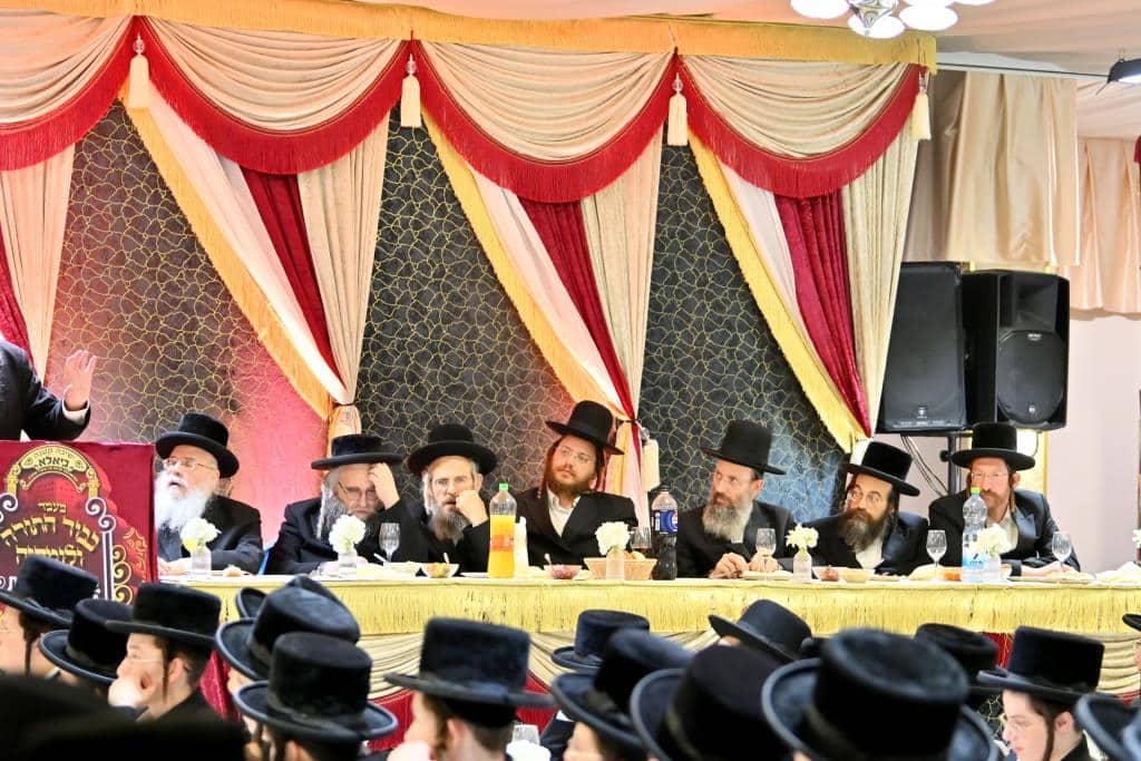 גלריה: המעמד בביאלא והסיפור המרגש של האדמו"ר