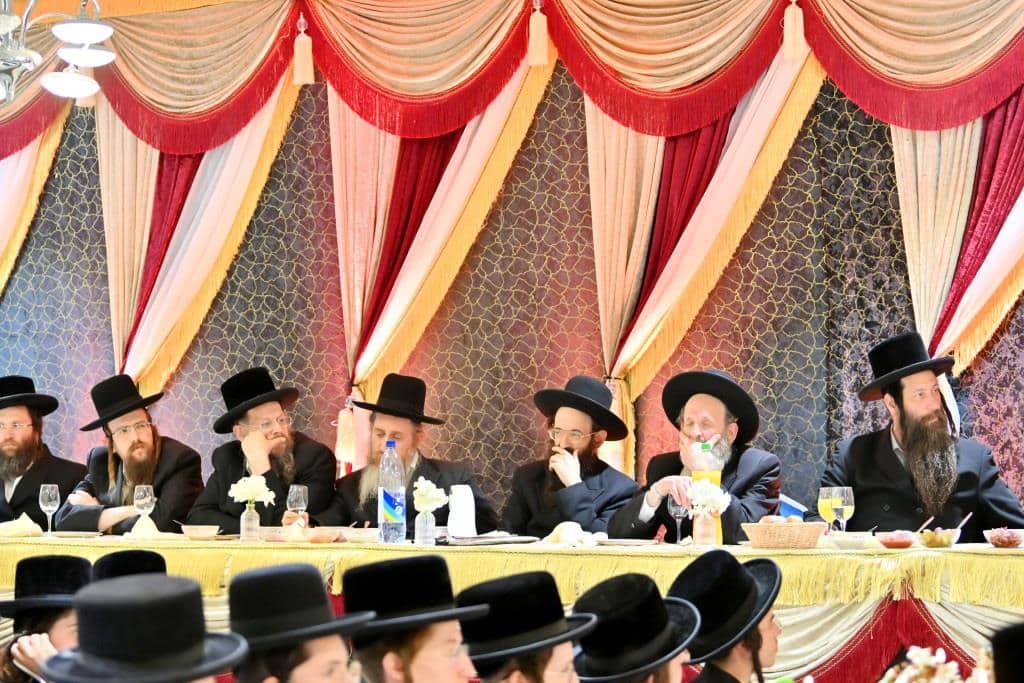 גלריה: המעמד בביאלא והסיפור המרגש של האדמו"ר