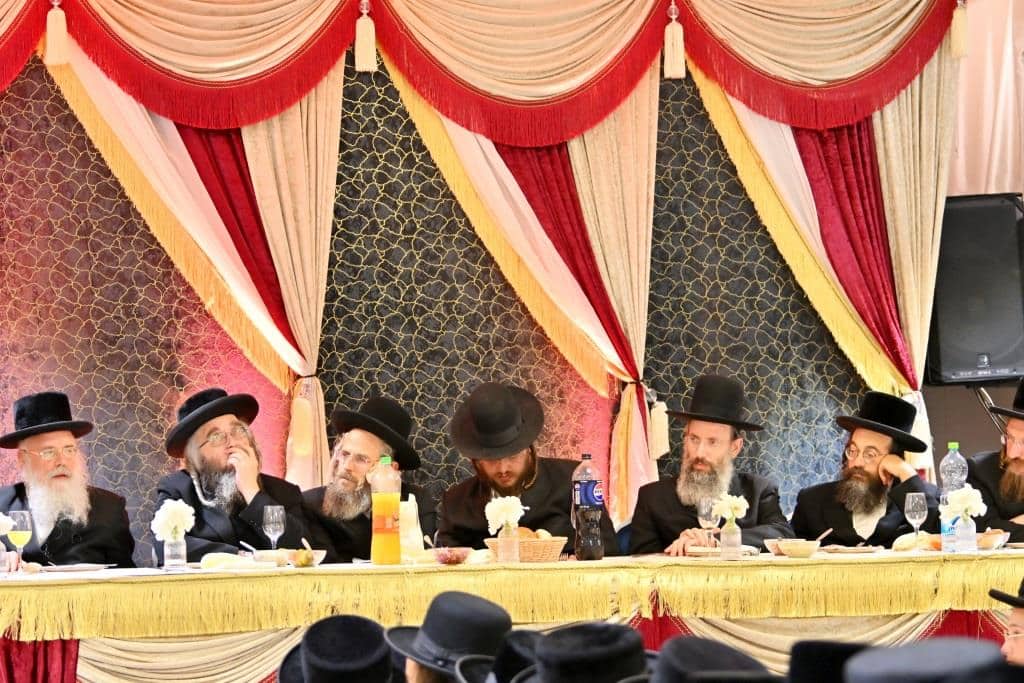גלריה: המעמד בביאלא והסיפור המרגש של האדמו"ר