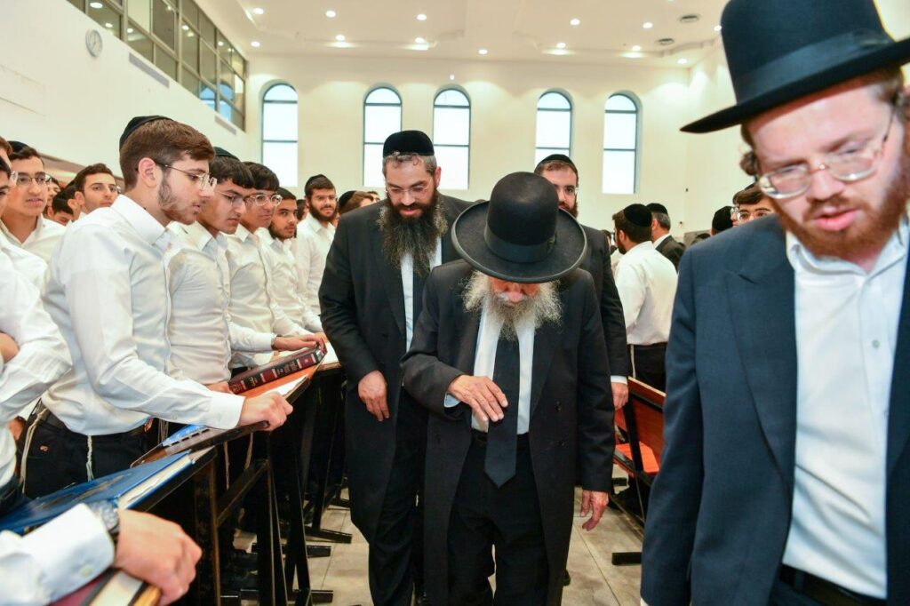 הגר"א פילץ בישיבה הגדולה "אוהל תורה"