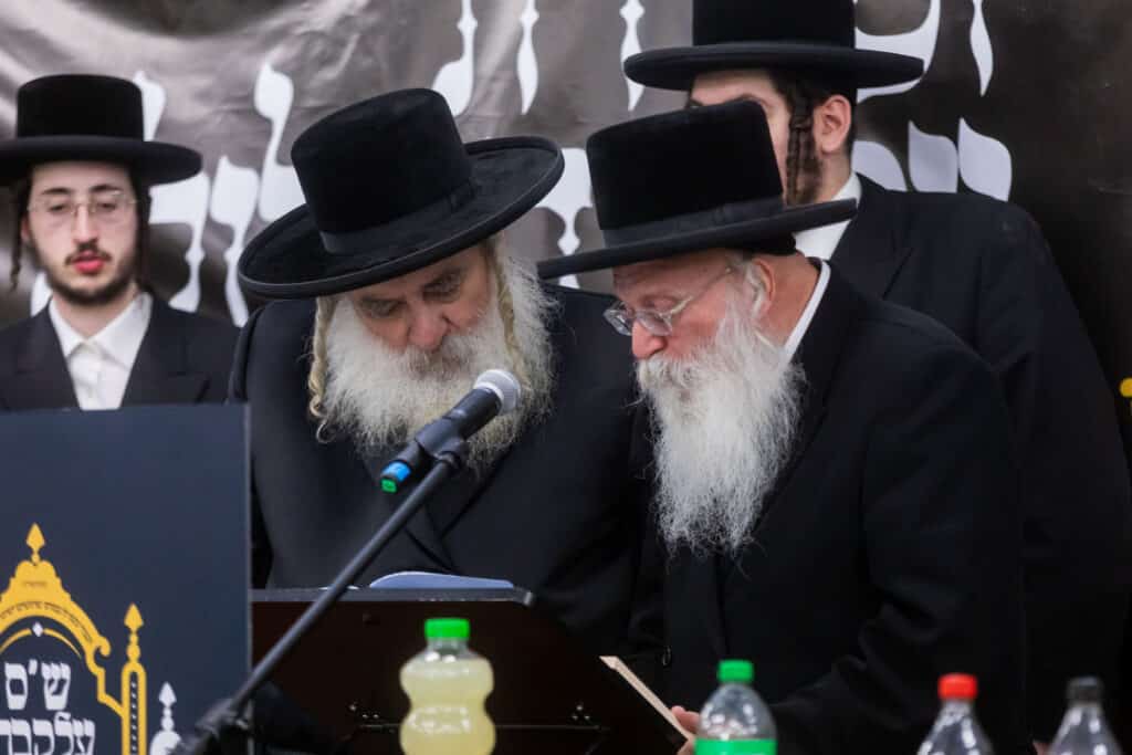 המשפיע הגה"צ רבי אהרן טויסיג בציון הרה"ק מראדאשיץ בפולין