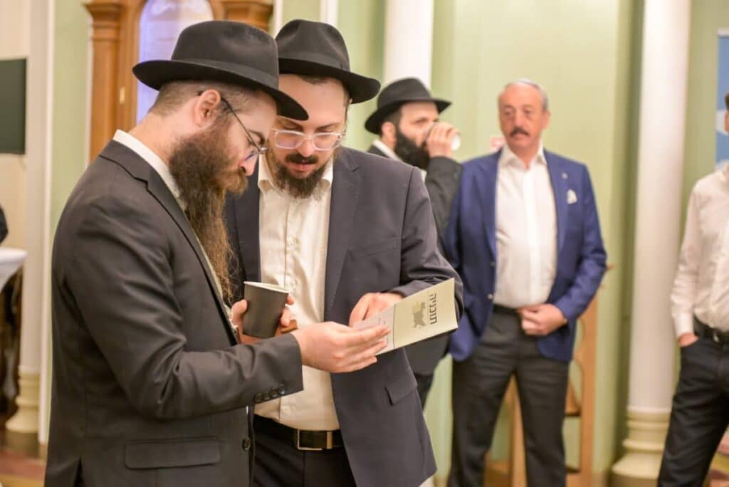 99 שנים אחרי המאסר: הניצחון המוחץ של חב"ד ברוסיה