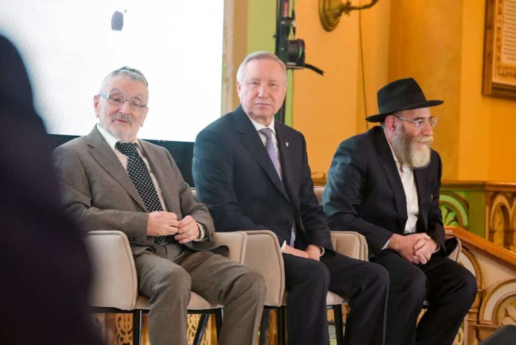 99 שנים אחרי המאסר: הניצחון המוחץ של חב"ד ברוסיה
