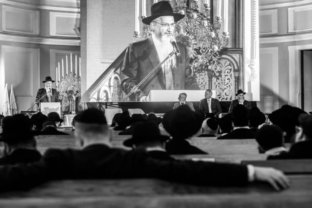99 שנים אחרי המאסר: הניצחון המוחץ של חב"ד ברוסיה