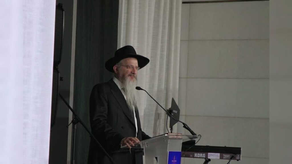 היסטוריה בפנמה: רבה של רוסיה במסע חיזוק וסיום הש"ס