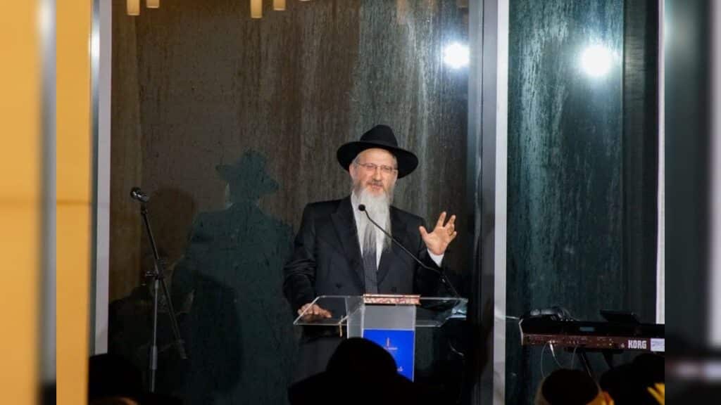 היסטוריה בפנמה: רבה של רוסיה במסע חיזוק וסיום הש"ס