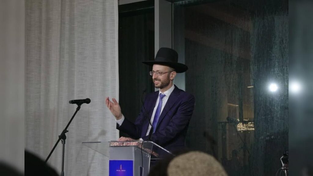 היסטוריה בפנמה: רבה של רוסיה במסע חיזוק וסיום הש"ס