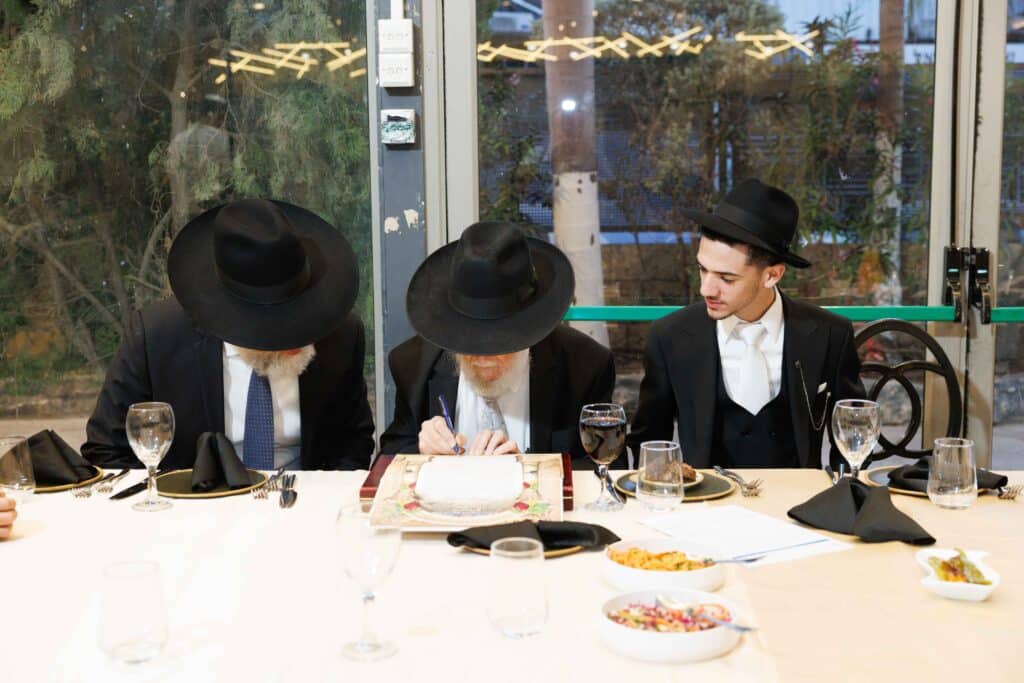 ראש הישיבה השיא את נכדתו והמריא למסע חיזוק