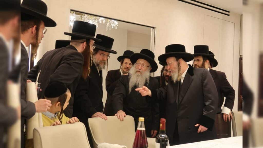 המשב"ק: הסאגה בישיבה, הריקוד באורה ומסע קרן עולם התורה
