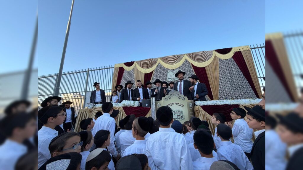 המשב"ק: הסאגה בישיבה, הריקוד באורה ומסע קרן עולם התורה