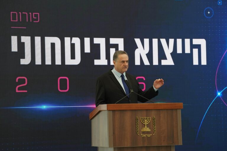 שר הביטחון: "דין הדאחייה בביירות כדין יישובי הצפון"