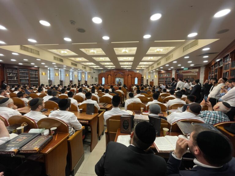 הראשון לציון מסר שיעור למאות אברכי "דרכי הוראה לרבנים"