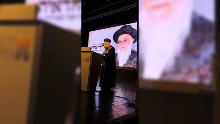"אל תחפש חומרות": הראש"ל בהכתרת רבה של אילת – צפו