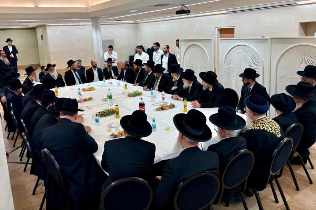 הראשל"צ כינס את רבני הערים וחשף את התוכנית המהפכנית