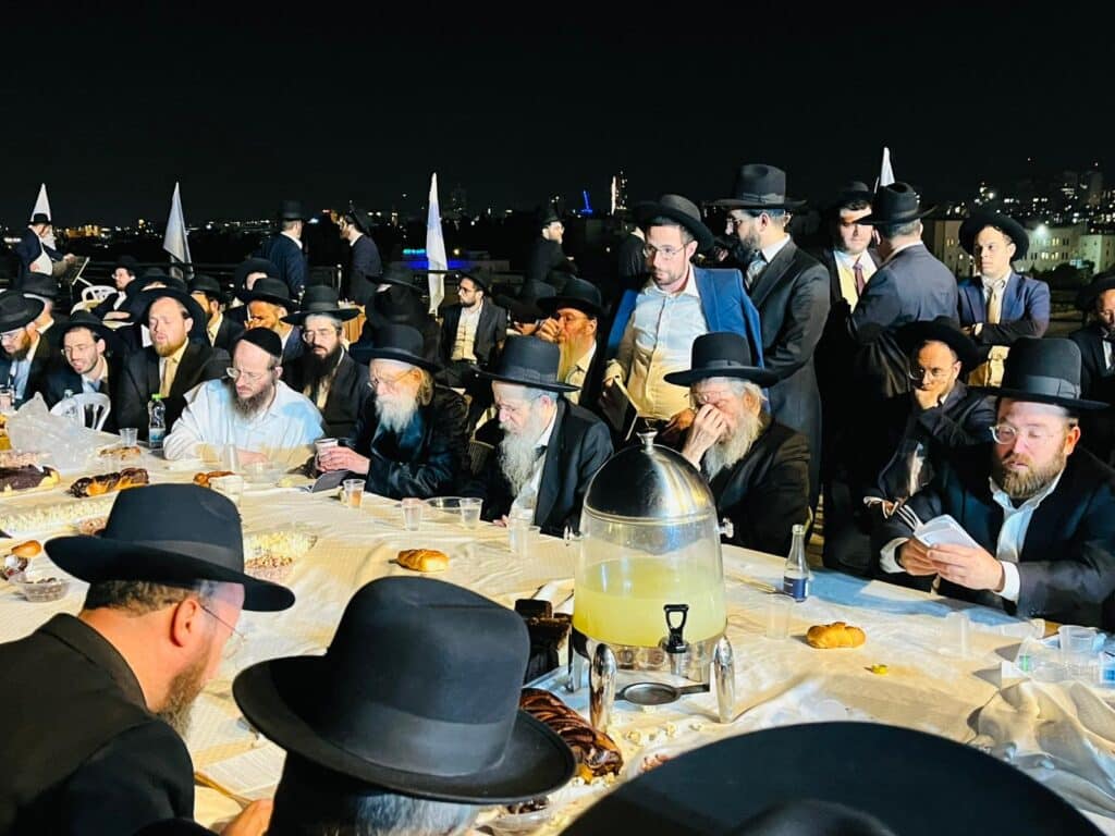 המשב"ק: הסאגה בישיבה, הריקוד באורה ומסע קרן עולם התורה