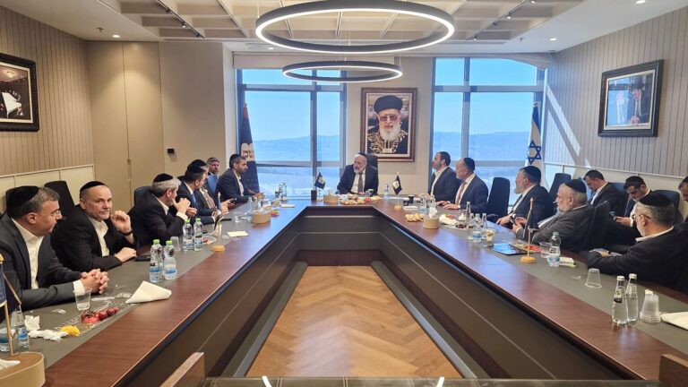 האולטימטום של דרעי: "חוק יסוד לימוד תורה – השבוע"