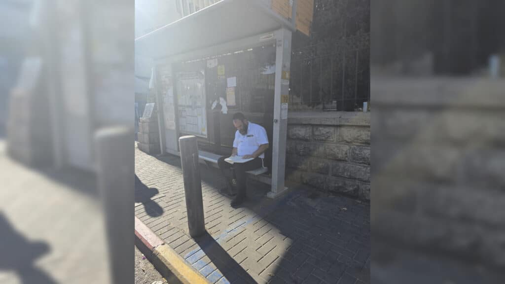 איצקוביץ': הטיסה שבוטלה, אורח בשיעור התניא וחתונות השנה