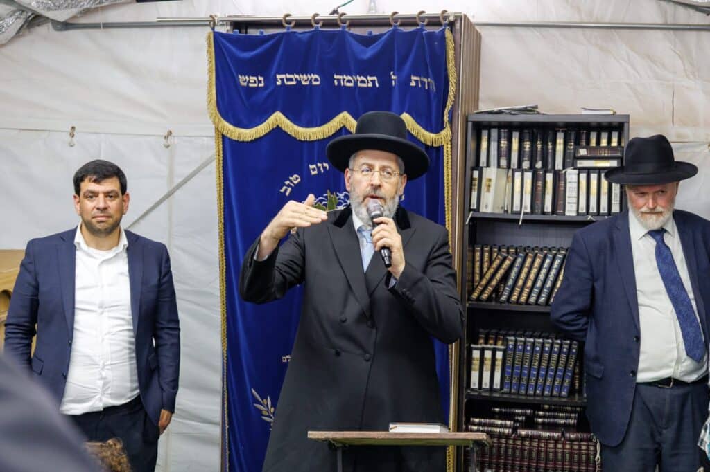 גלריה: הקהילה המאוחדת ברמת שלמה הכניסה ספר תורה