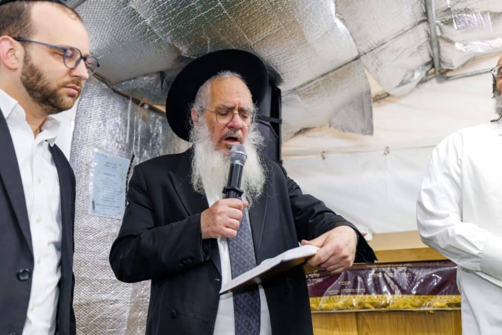 גלריה: הקהילה המאוחדת ברמת שלמה הכניסה ספר תורה