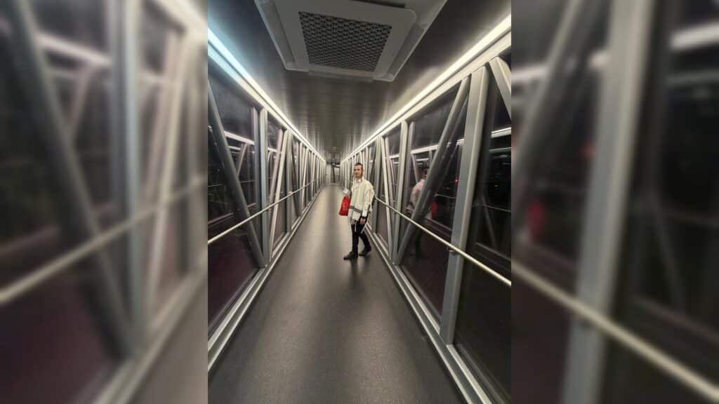 איצקוביץ': הטיסה שבוטלה, אורח בשיעור התניא וחתונות השנה
