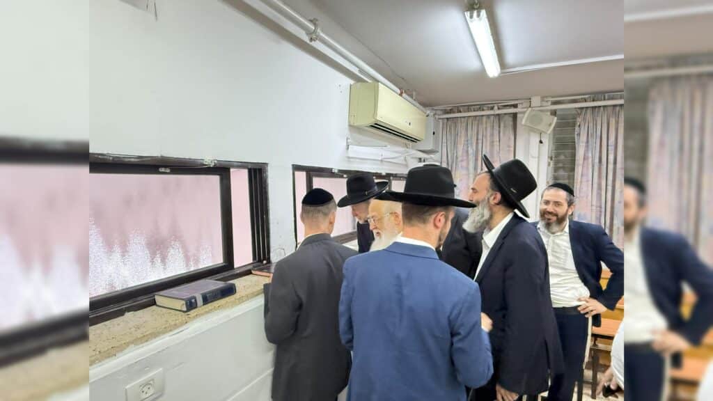 איצקוביץ': הטיסה שבוטלה, אורח בשיעור התניא וחתונות השנה