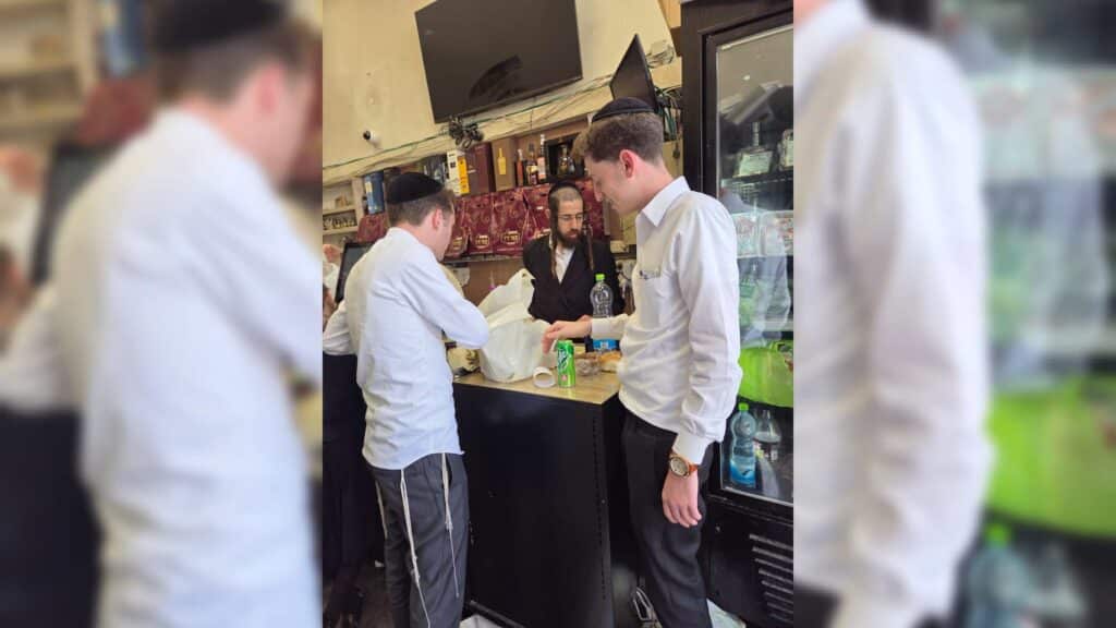 איצקוביץ': הטיסה שבוטלה, אורח בשיעור התניא וחתונות השנה