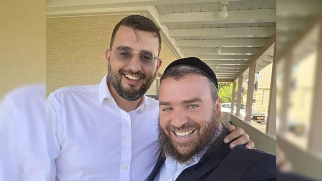 איצקוביץ': הטיסה שבוטלה, אורח בשיעור התניא וחתונות השנה