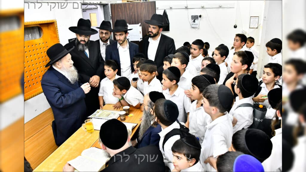 המשב"ק: דין התורה שמאיים על הישיבה והדמעות מול המצבה