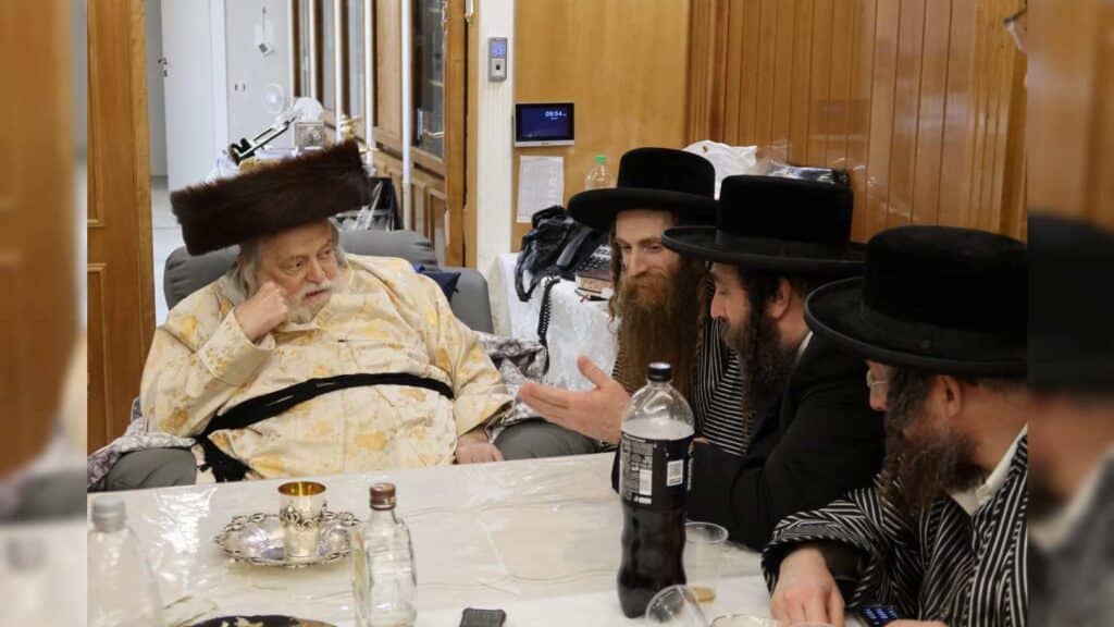 המשב"ק: דין התורה שמאיים על הישיבה והדמעות מול המצבה