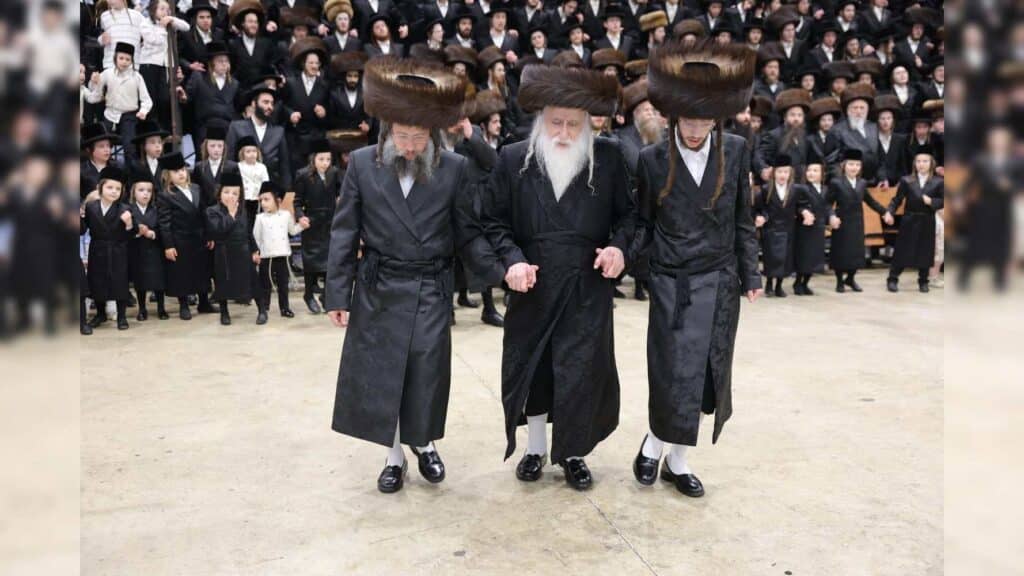 המשב"ק: דין התורה שמאיים על הישיבה והדמעות מול המצבה