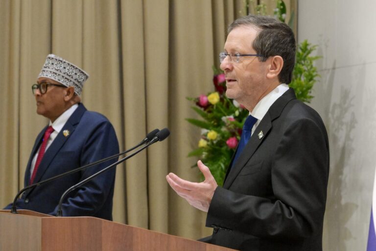 הרצוג אירח את נשיא סומלילנד המבקר בישראל