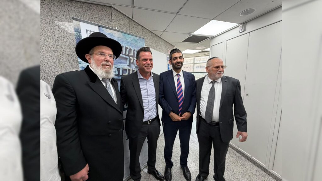 איצקוביץ': הדרמה בבית שמש, התוכי של ראש העיר ואורח בלשכה