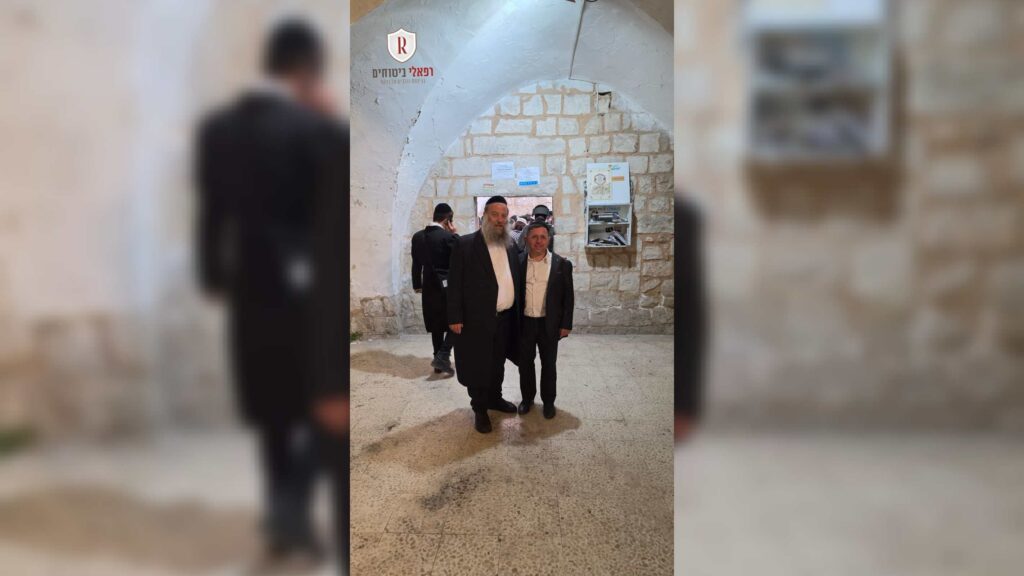 איצקוביץ': הדרמה בבית שמש, התוכי של ראש העיר ואורח בלשכה